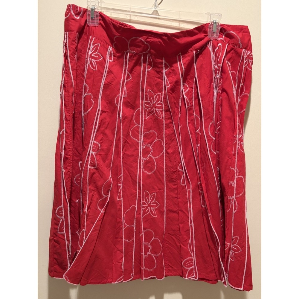Coldwater creek skirt red with white embroidered floral design size 2x (20-22)